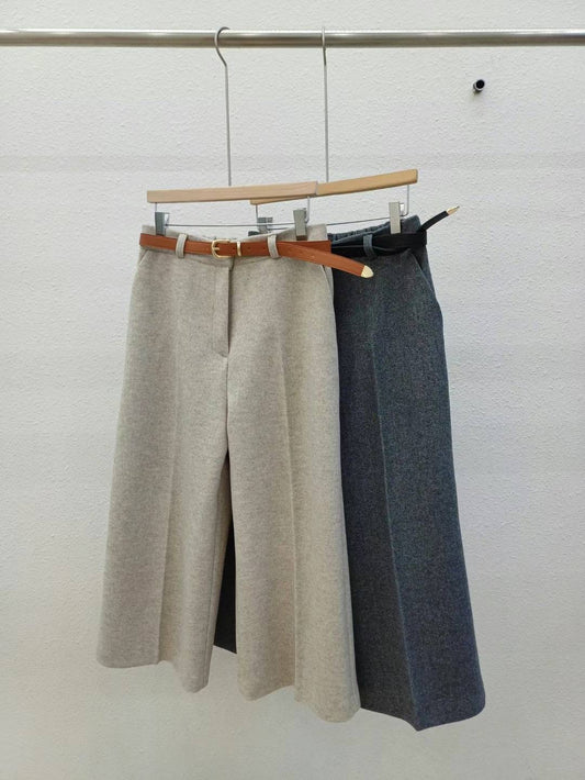 ＊*•̩̩͙✩•̩̩͙*˚Dec 5 Facebook Live ˚*•̩̩͙✩•̩̩͙*˚＊  Wool Pants