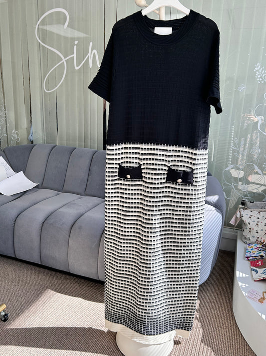 5 June Live A15 Elegant Onepiece