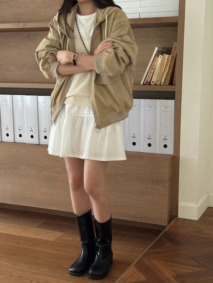 Zip Into Effortless Street Style with a Hoodie Jacket/休閒時尚連帽外套